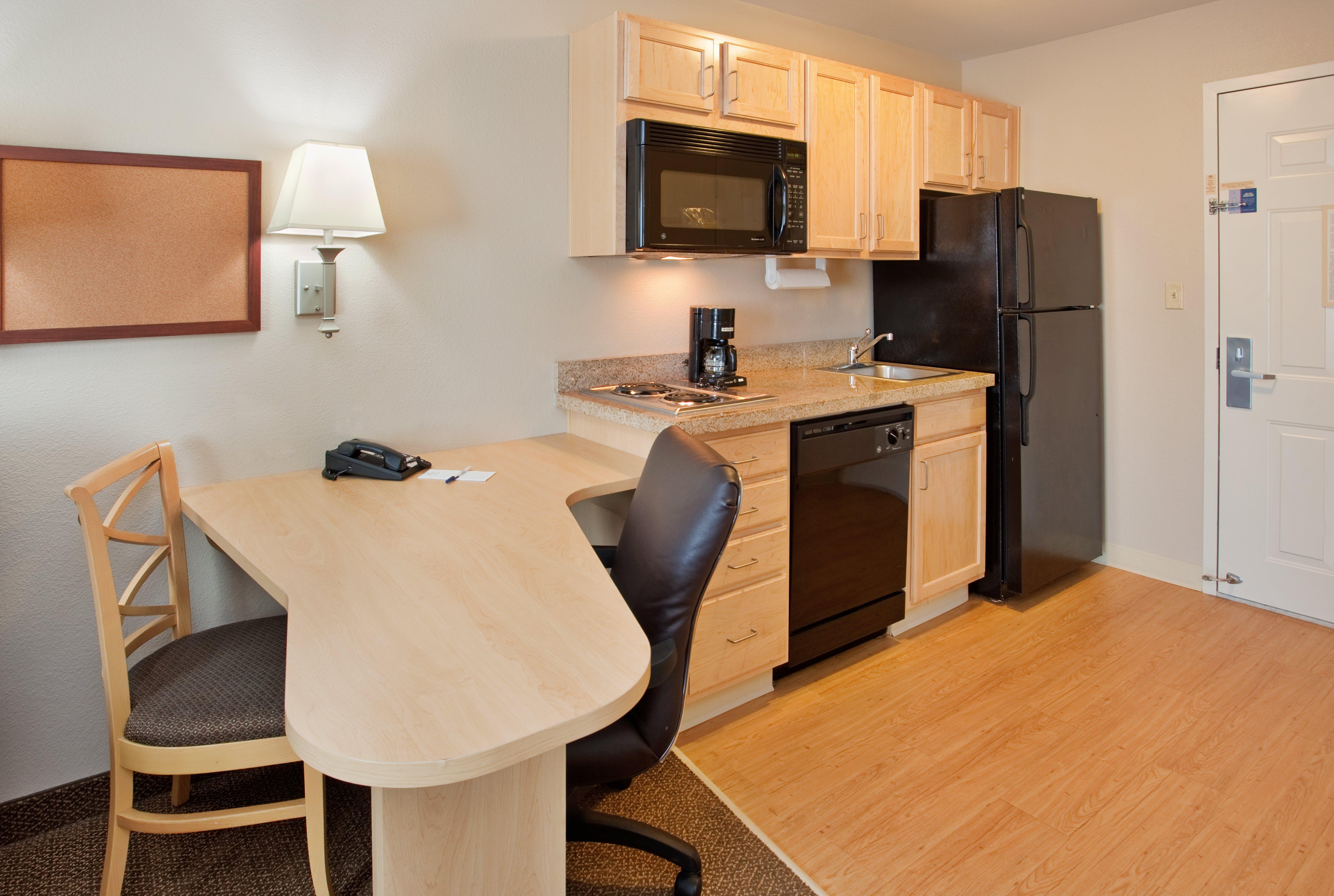 Candlewood Suites Junction City - Ft. Riley By Ihg Εξωτερικό φωτογραφία