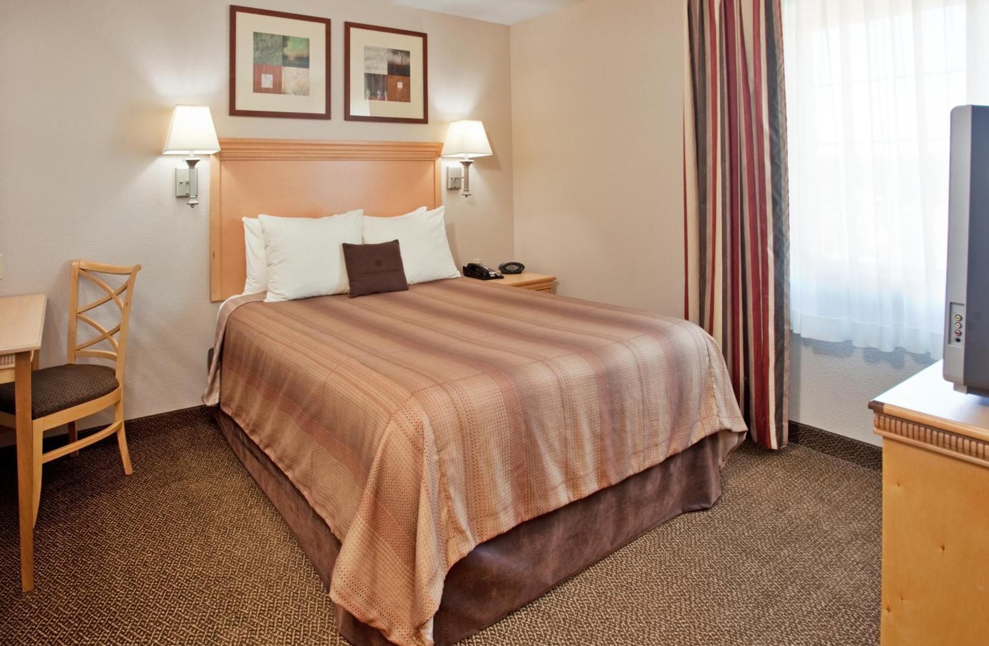 Candlewood Suites Junction City - Ft. Riley By Ihg Εξωτερικό φωτογραφία